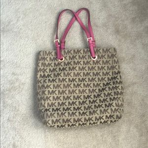 Michael Kohrs tote
